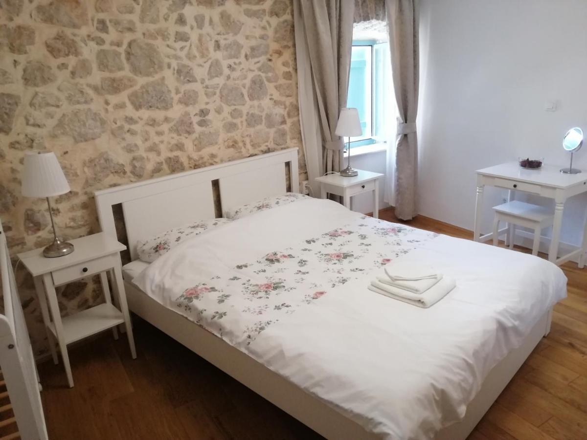 Magdalena Villa Vrbnik  Eksteriør bilde