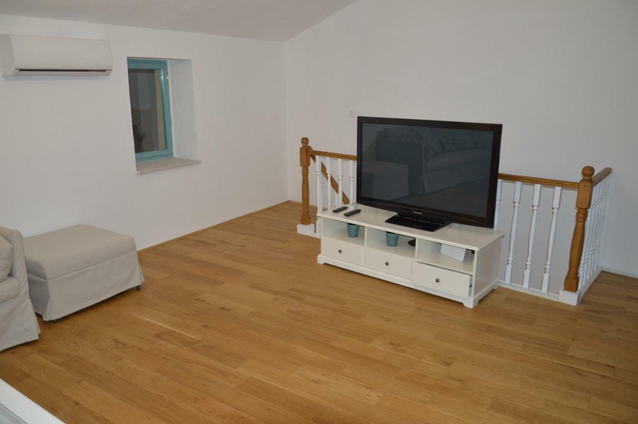 Magdalena Villa Vrbnik  Eksteriør bilde